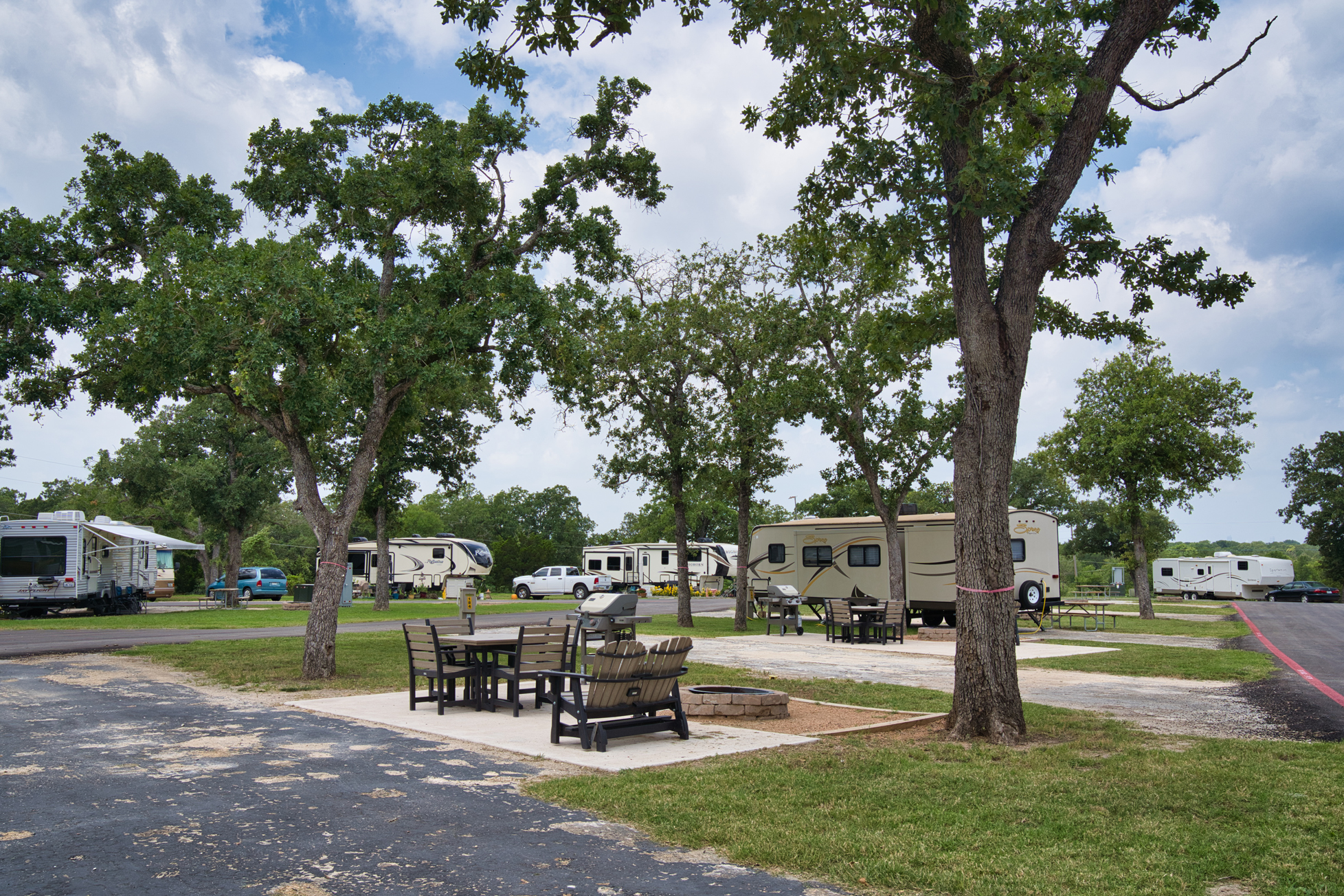 Deluxe Patio Site