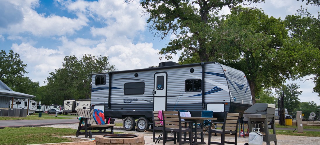 Pull Thru RV space, 50/30/20 amps, full hookips, deluxe patio