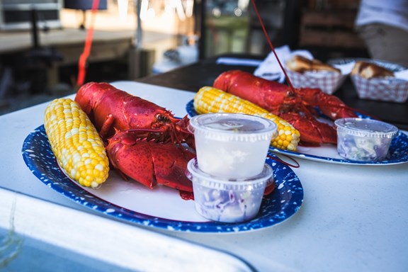The Lobster Trap Cafe- Eat Lobstah Like a Local!