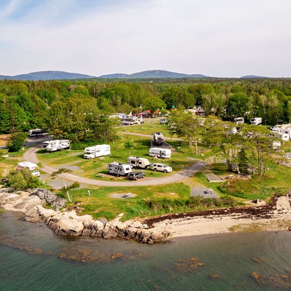 Plan a trip to Levant, Maine