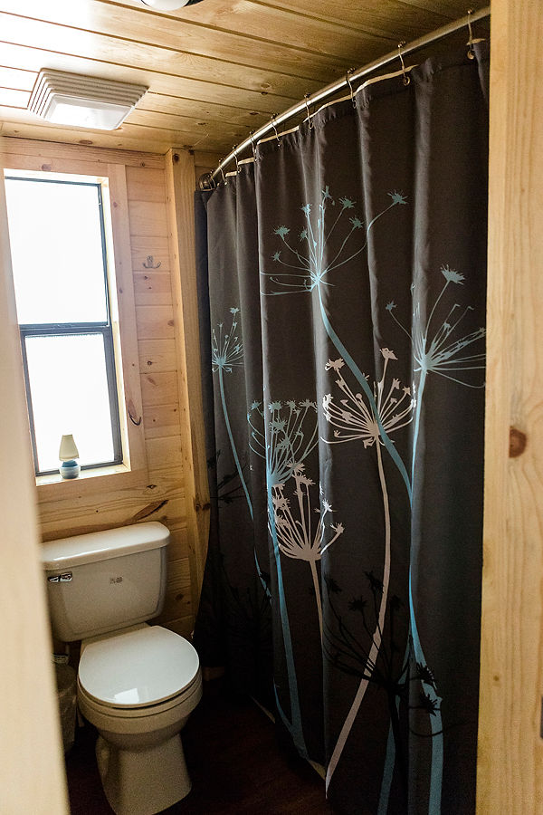 captain tub/shower
