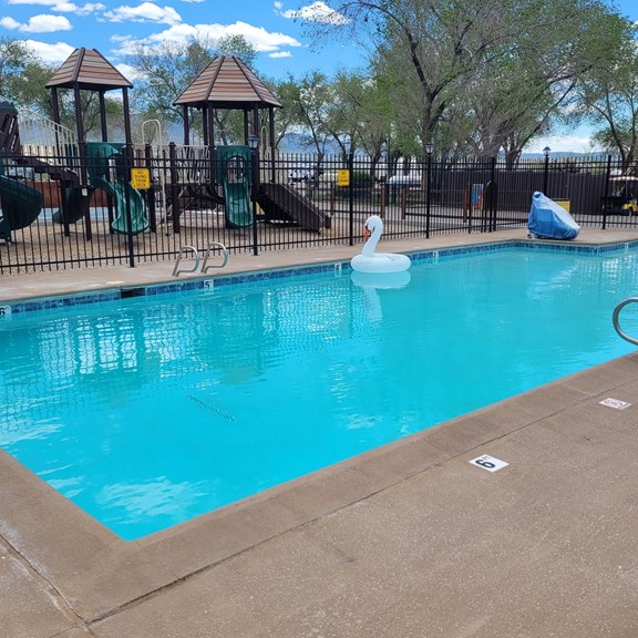 Seasonal pool