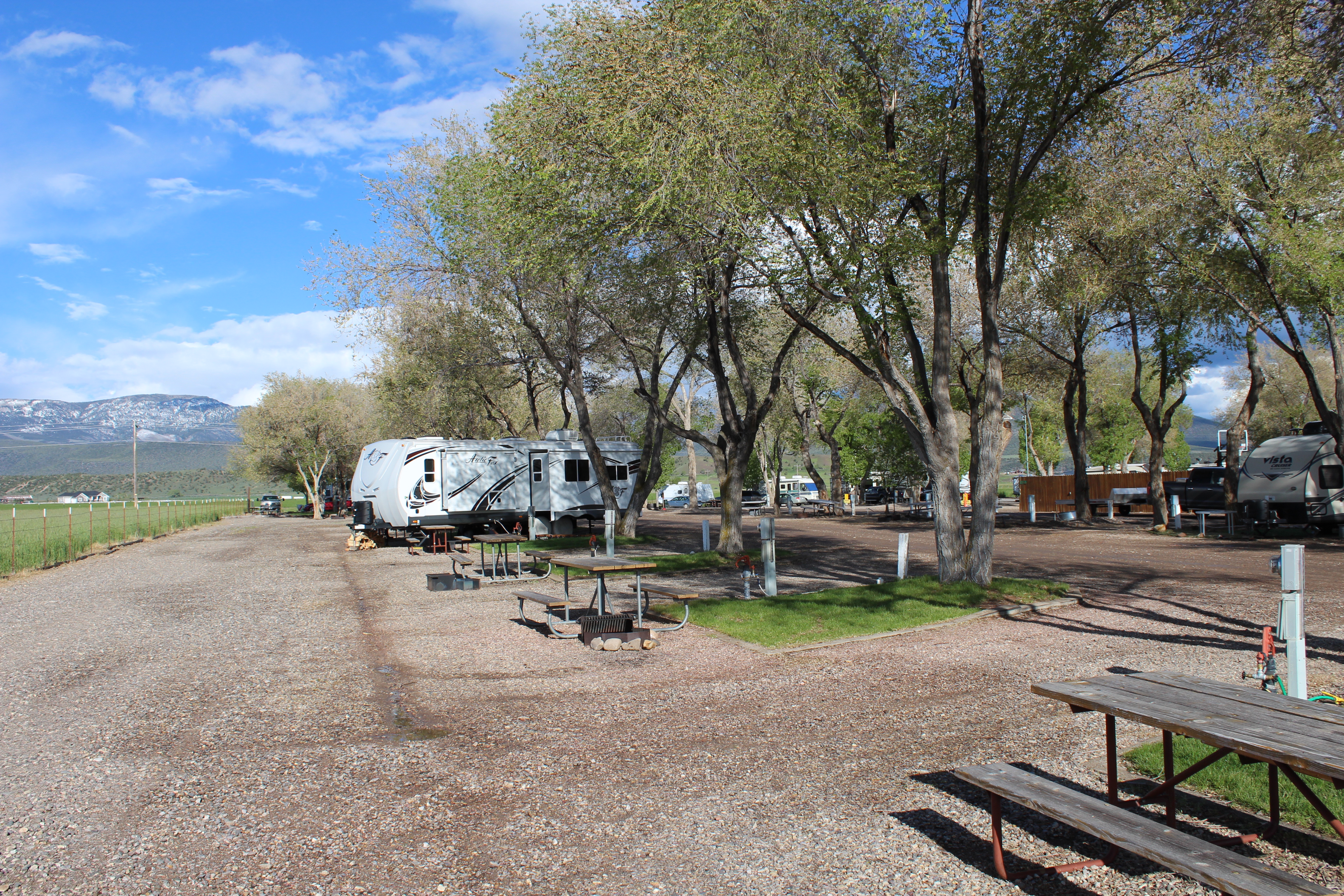 45 feet, 30 amps, full hookups, Nice shade, great view of the mountains.