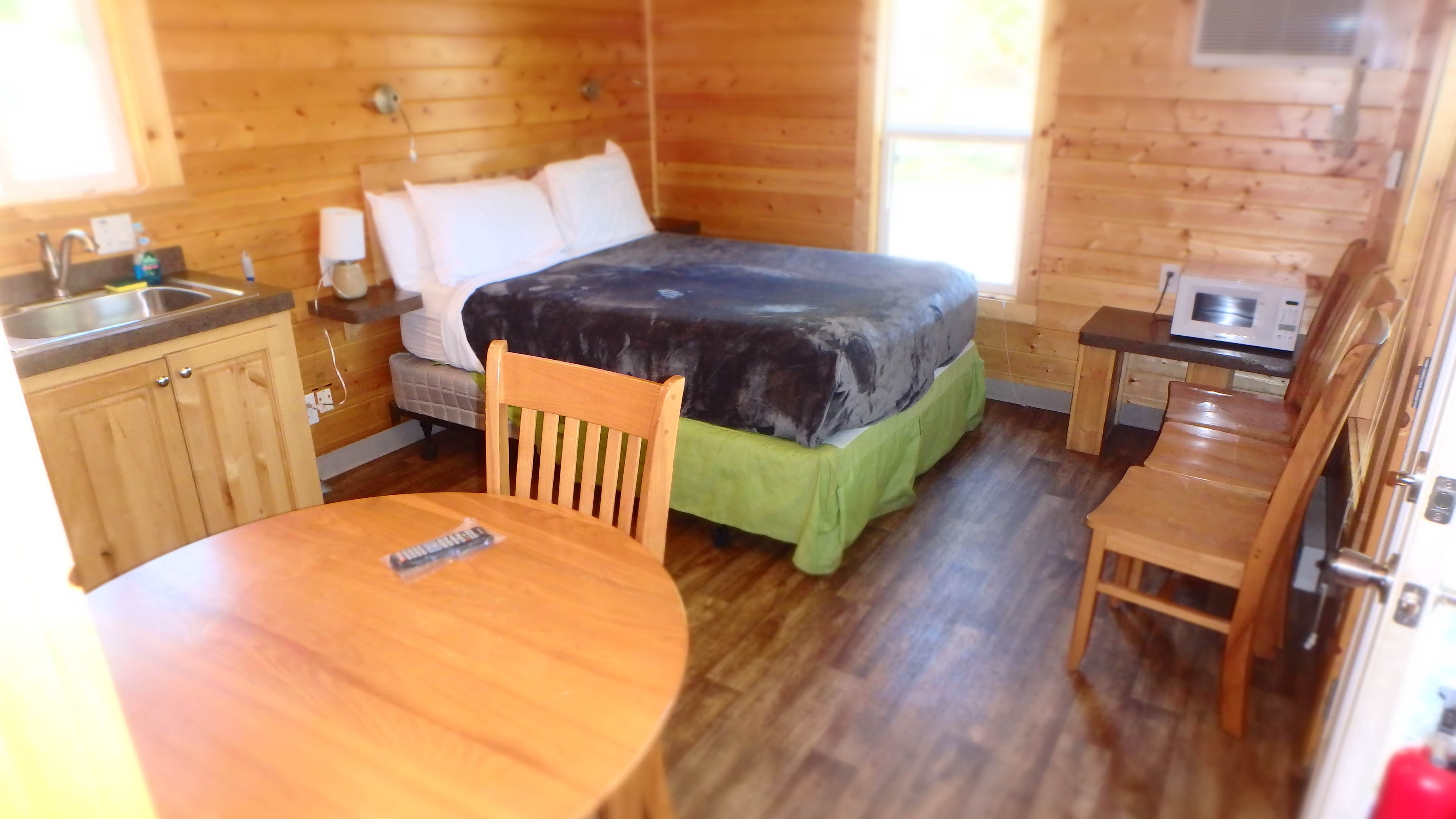 Cabin 44 Studio LR bed