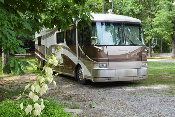 Plan a trip to Carlyle, Illinois