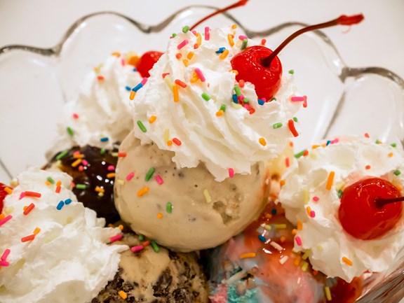 CLOSED - Top Your Own Sundae