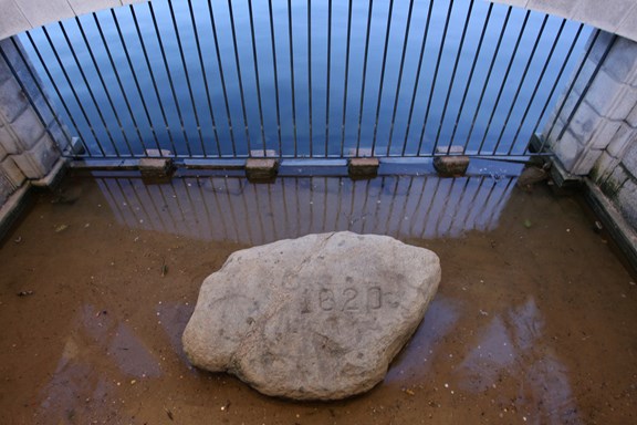 Pilgrim Memorial State Park (Plymouth Rock)