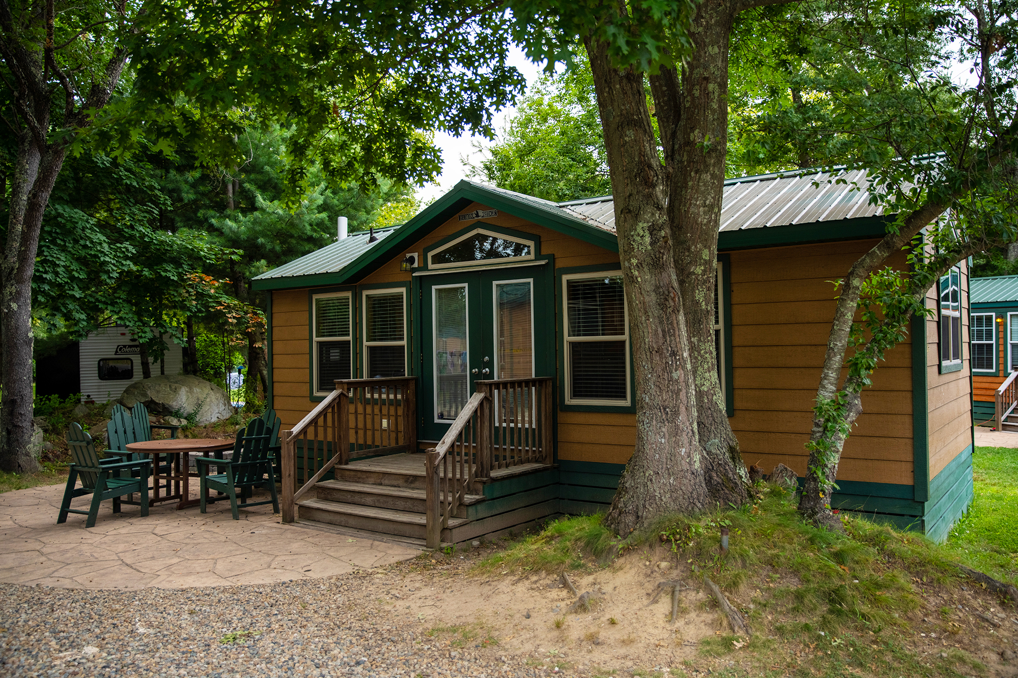 Deluxe Cabin 07