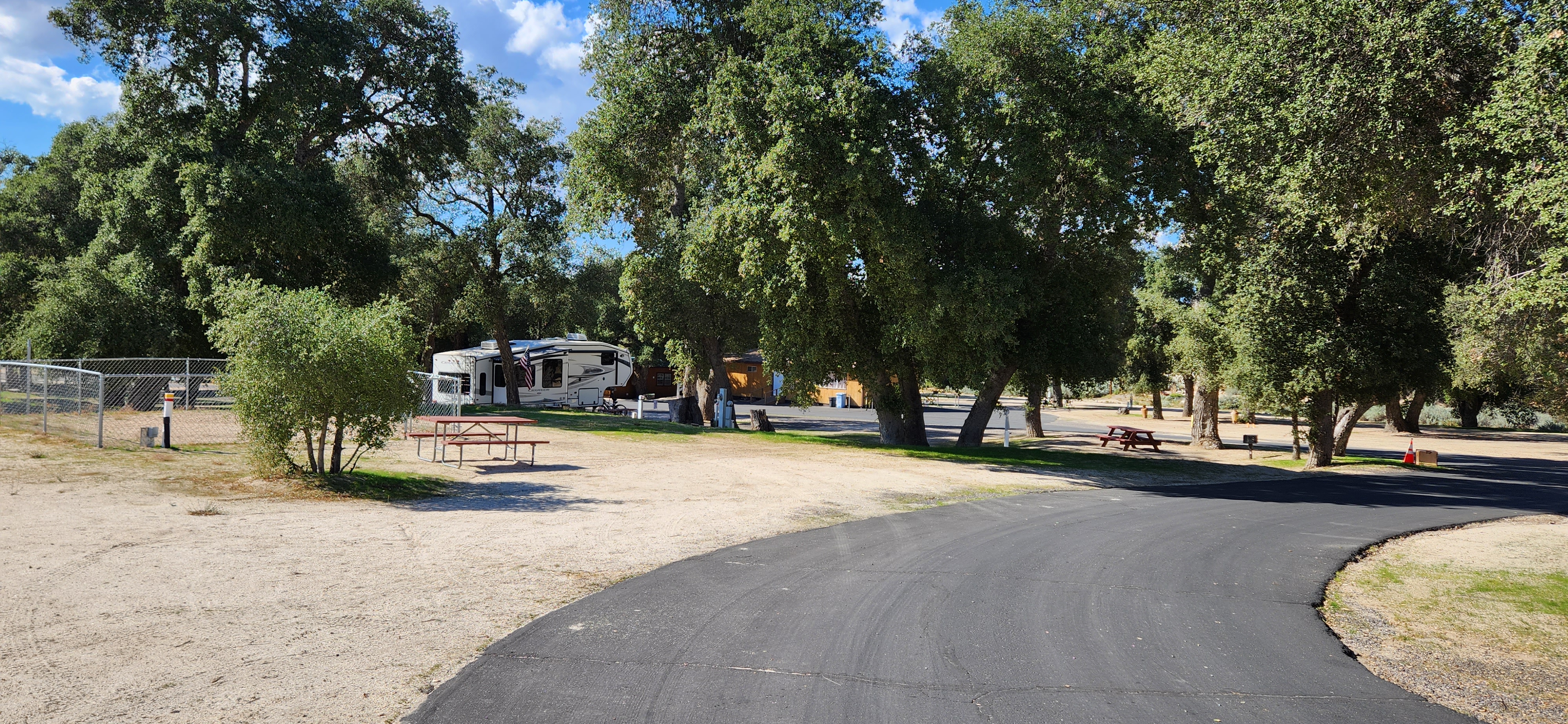Back In, 50/30/20 Amps, Full Hookups PRIVATE DOG PARK Pictures