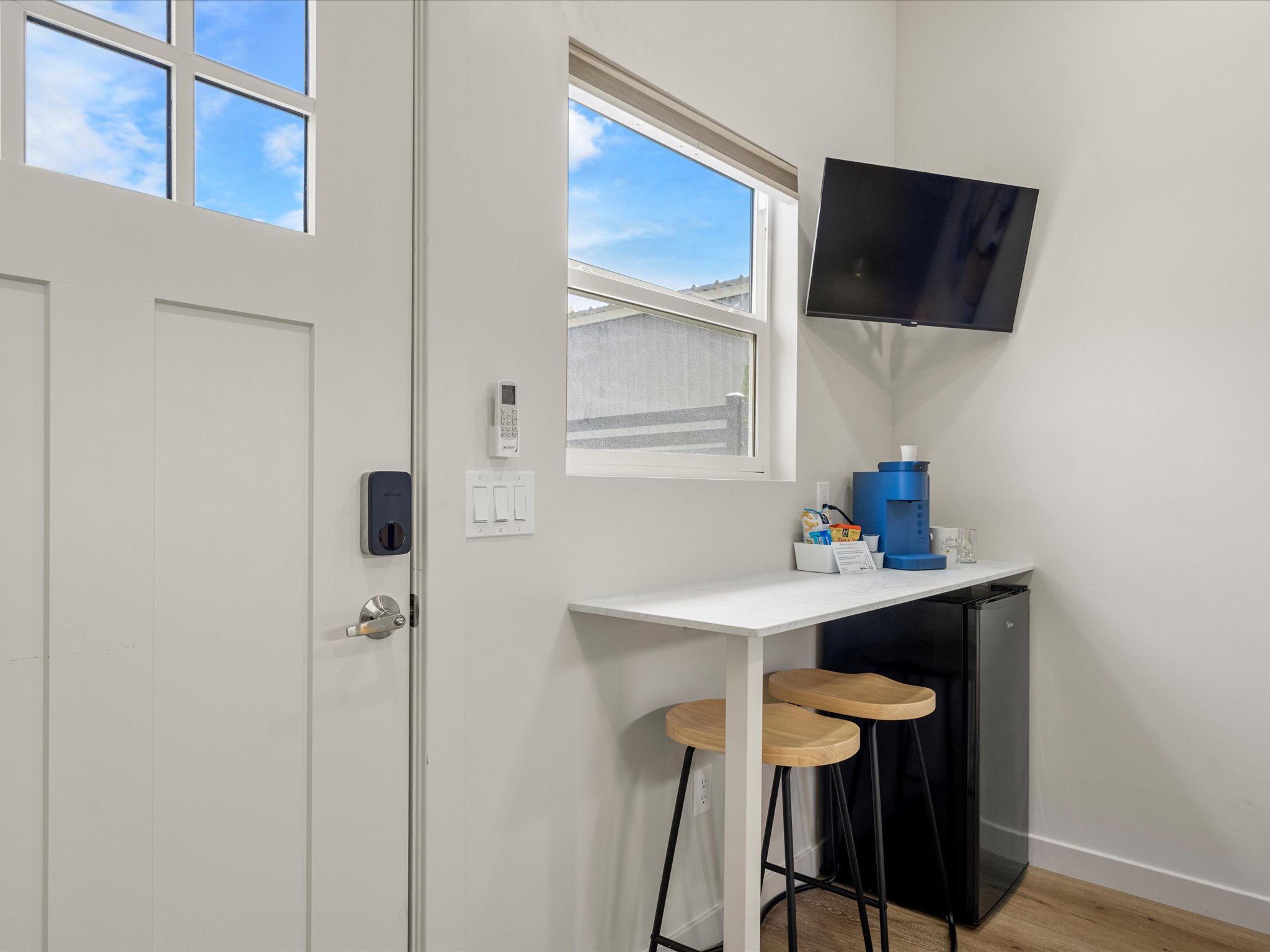 Luxury Cabin- Desk Area