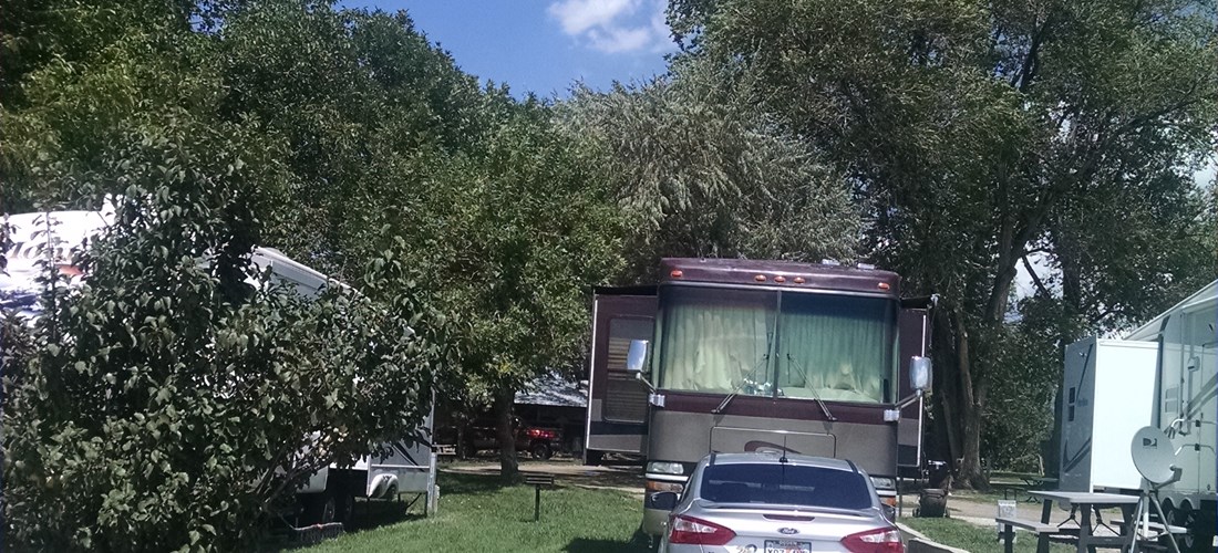 90' Back in RV Site- Offers Full Hook ups and a great view as well as easy in and outr access