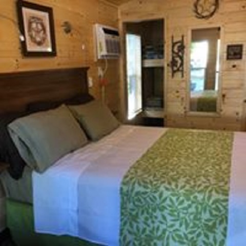 Orland, Maine Lodging Bucksport / Fort Knox KOA Holiday