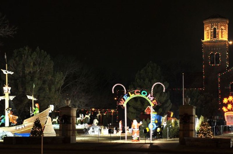 MSUBurns Fantasy of Lights Event at the / Wichita Falls