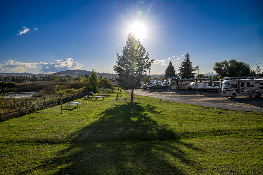 BUTTE KOA ROCKS by C. Schulze