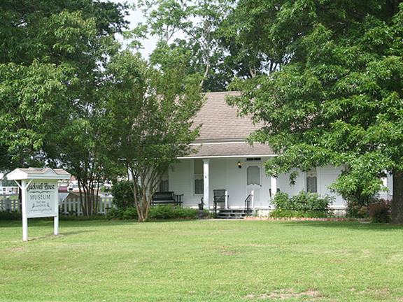 Blackwell House Museum