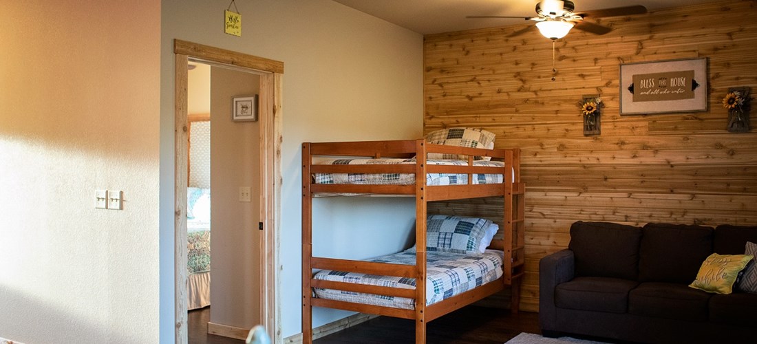 Cozy Cottage Bunk/Living area