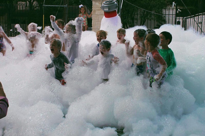 POOL & FOAM SLIP 'N SLIDE Photo