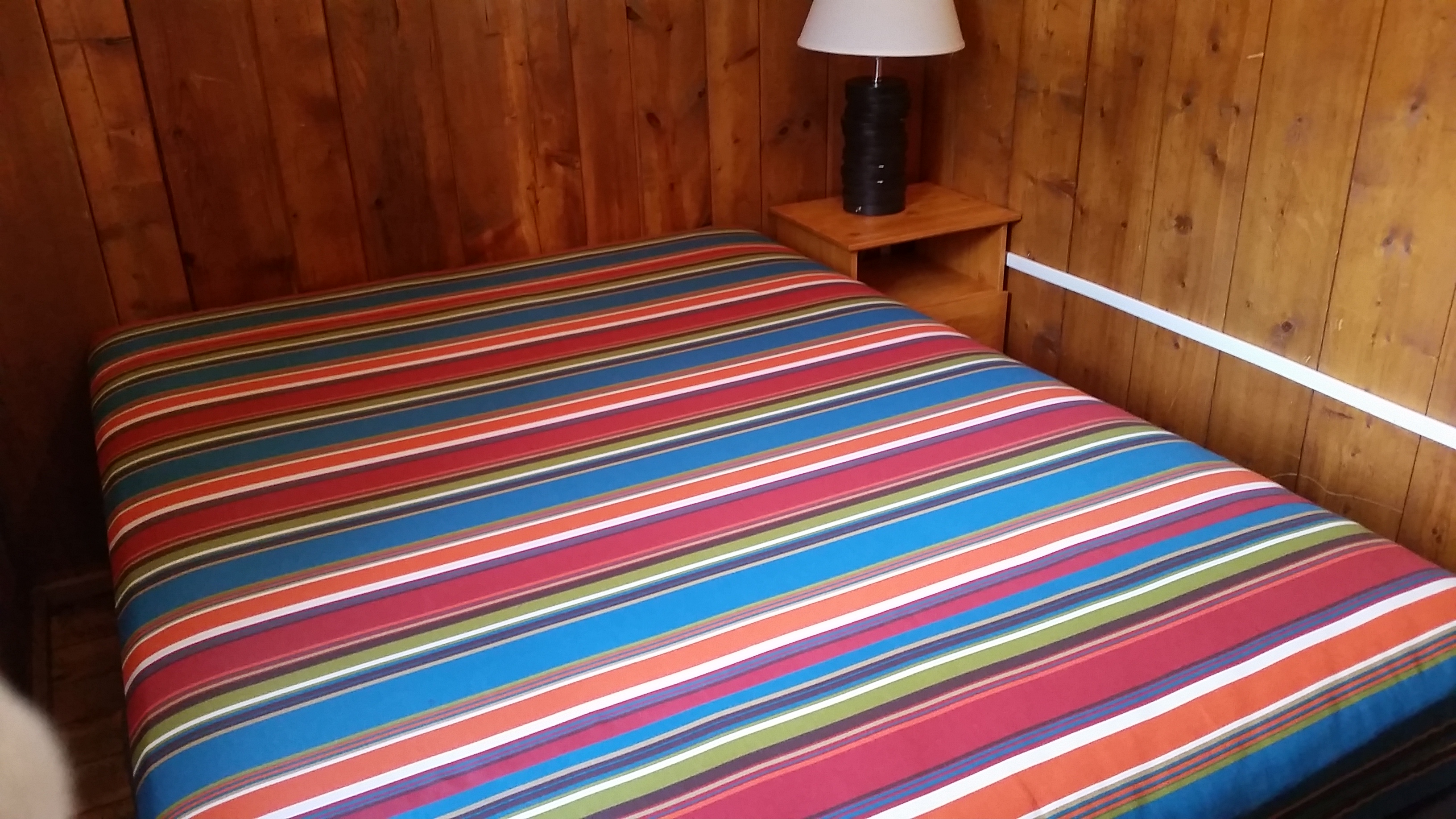 Full Bed in bedroom- Bring your own linens