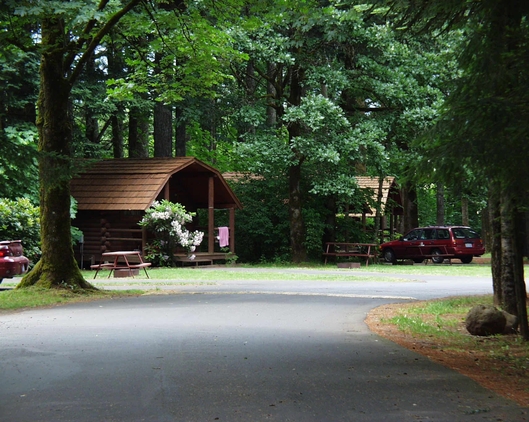 Camping Cabin (No Bathroom) Pictures Cascade Locks / Portland East