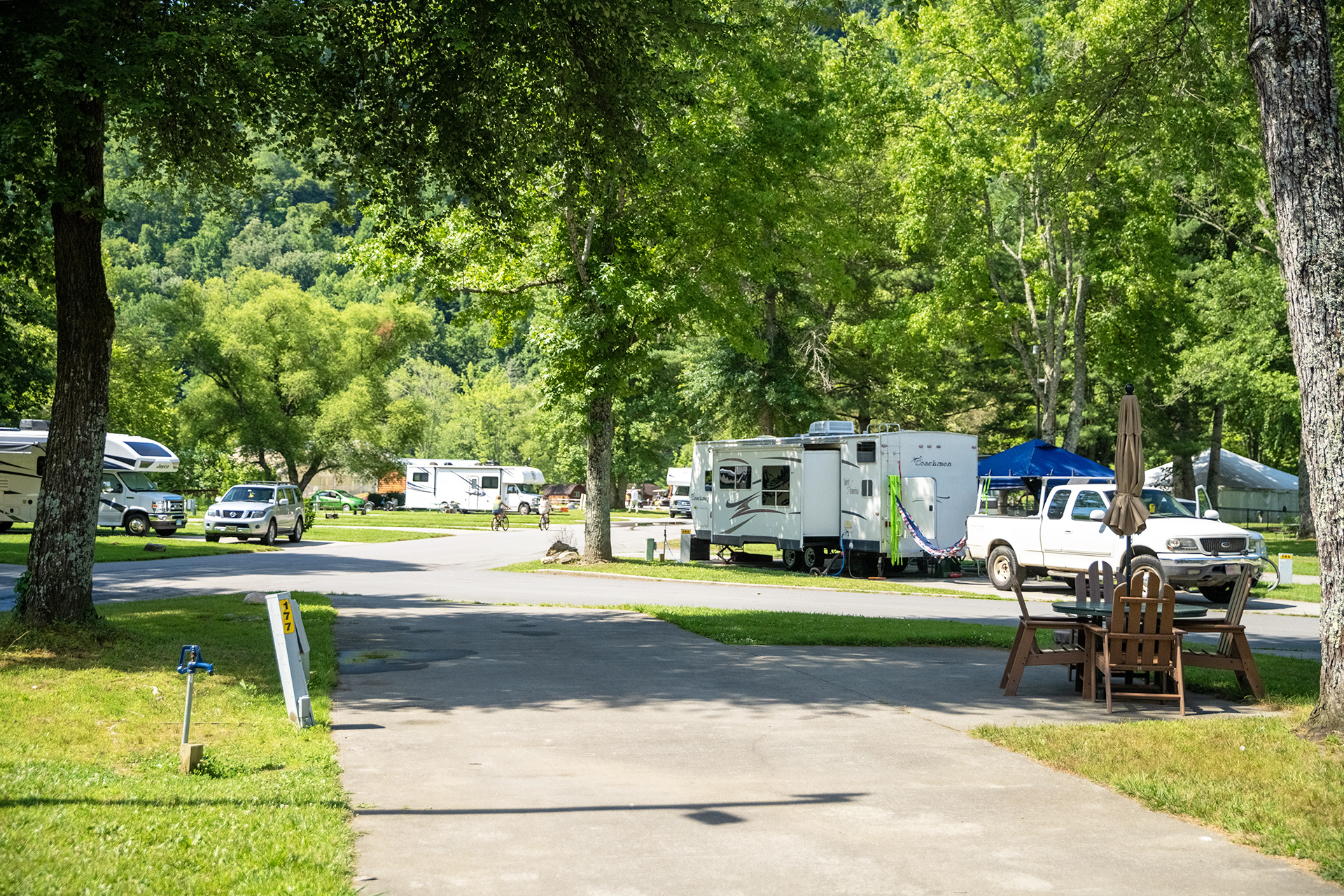 RV 177, Pull-Thru 50/30 AMPS FHU KOA Patio®