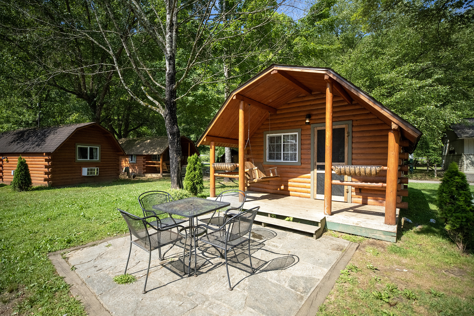 CC12 - Camping Cabin, 2 Room with Upgraded Amenities