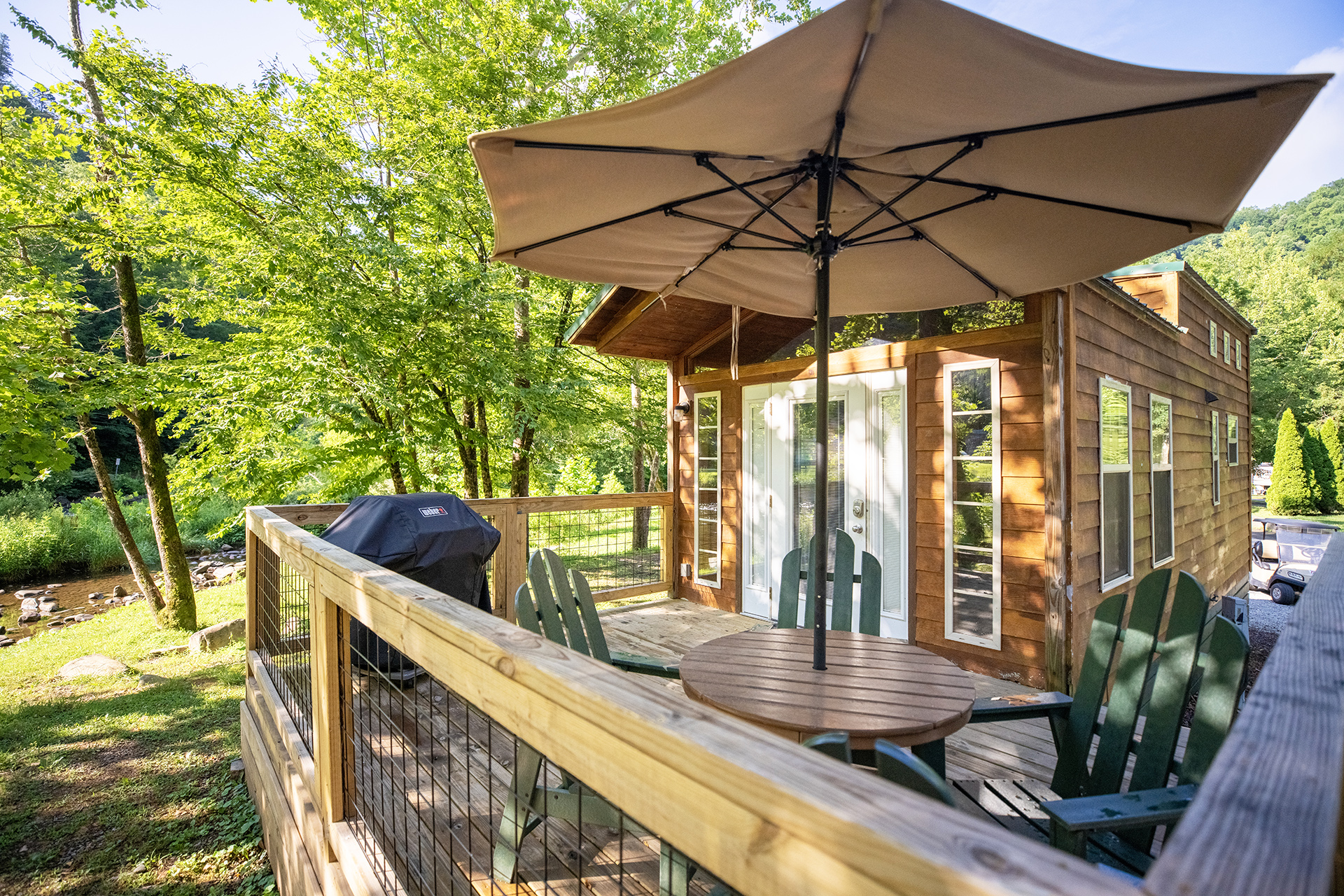 DC226 - Deluxe Cabin, 2 Room with Loft, River