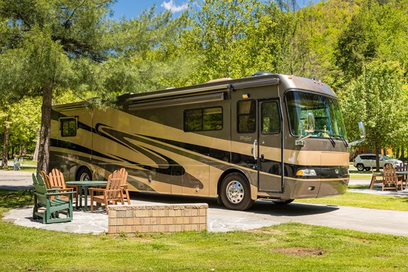 Large RV sites great for entertaining