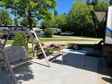Chicago Northwest KOA Holiday