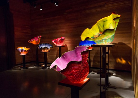 The Chihuly Collection – A Kaleidoscope of Glass Art in Downtown St. Pete