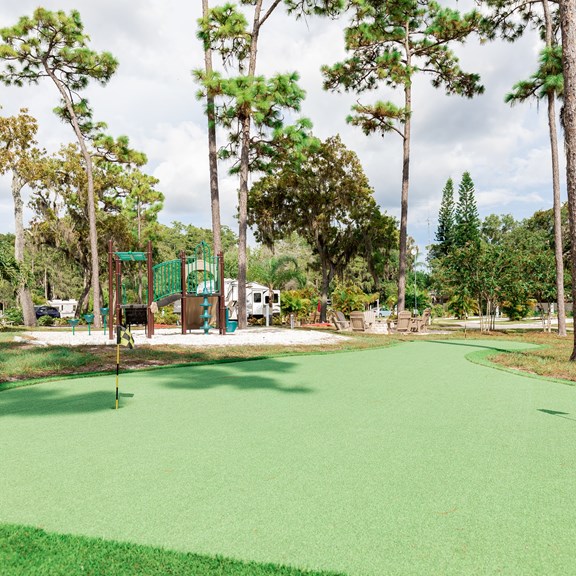 Plan a trip to Crooked Lake Park, Florida