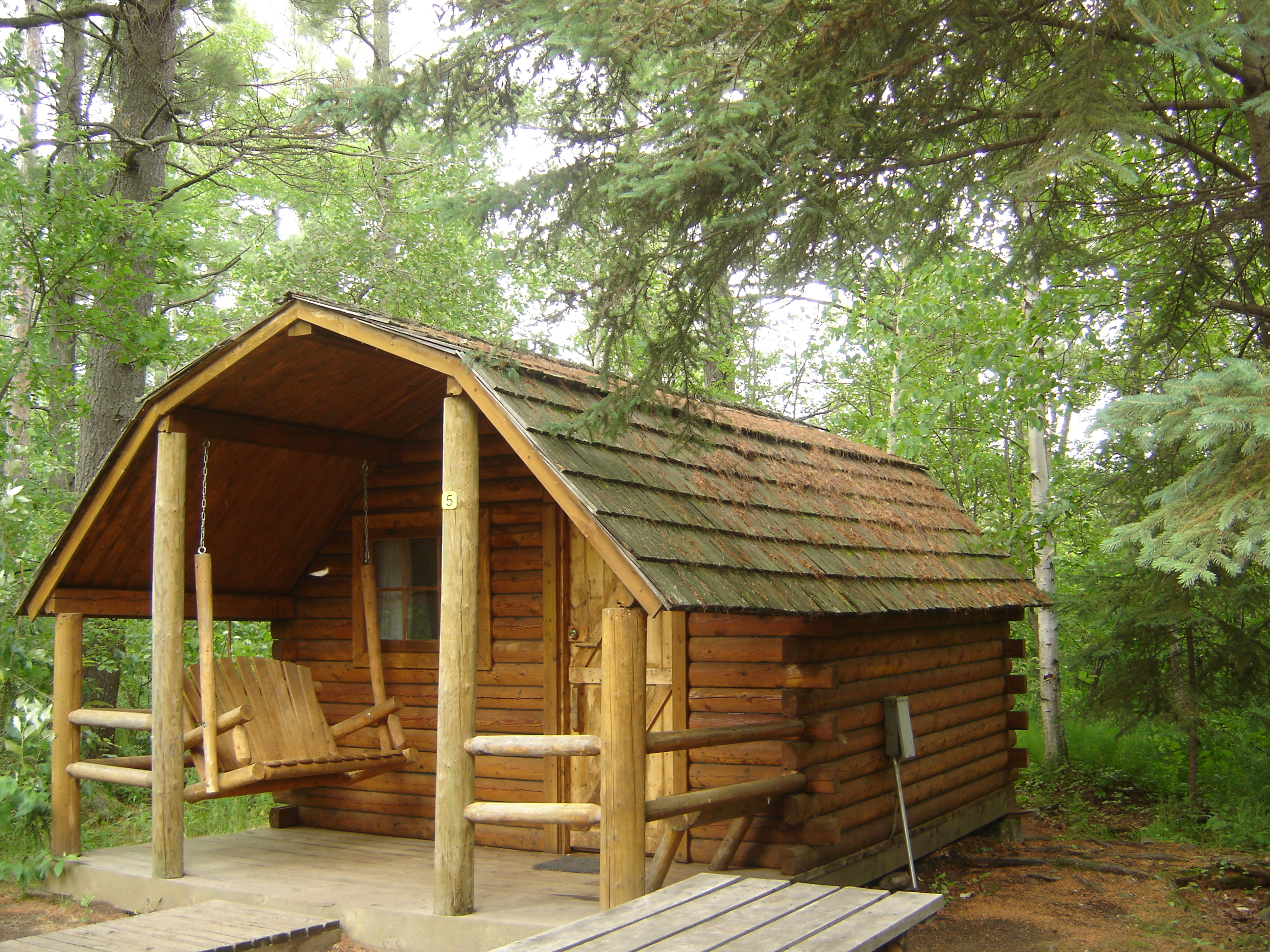 Kabin #5 in the woods