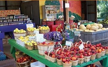 Fruit Acres Farm Market & U-Pick - Coloma