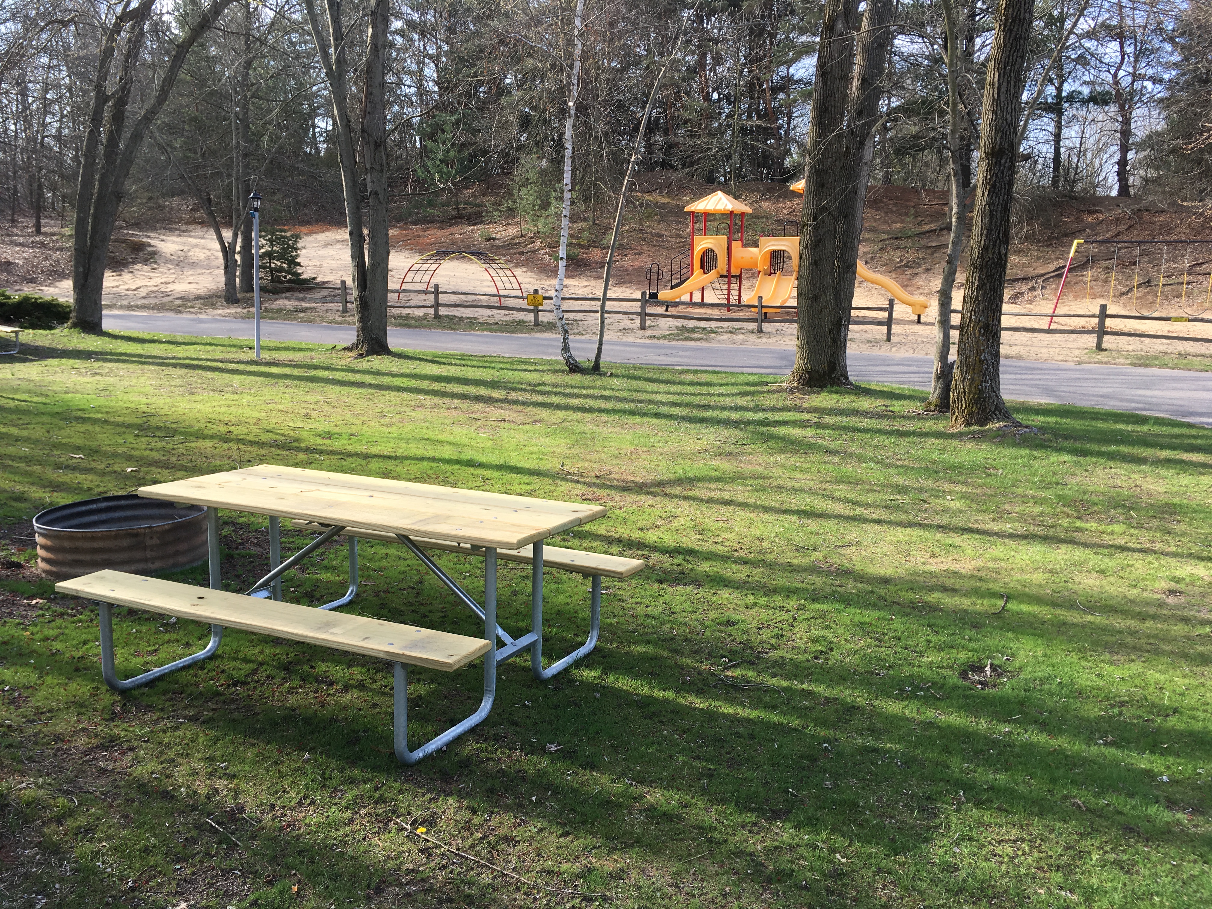 Water & Electric site near Pond/Playground