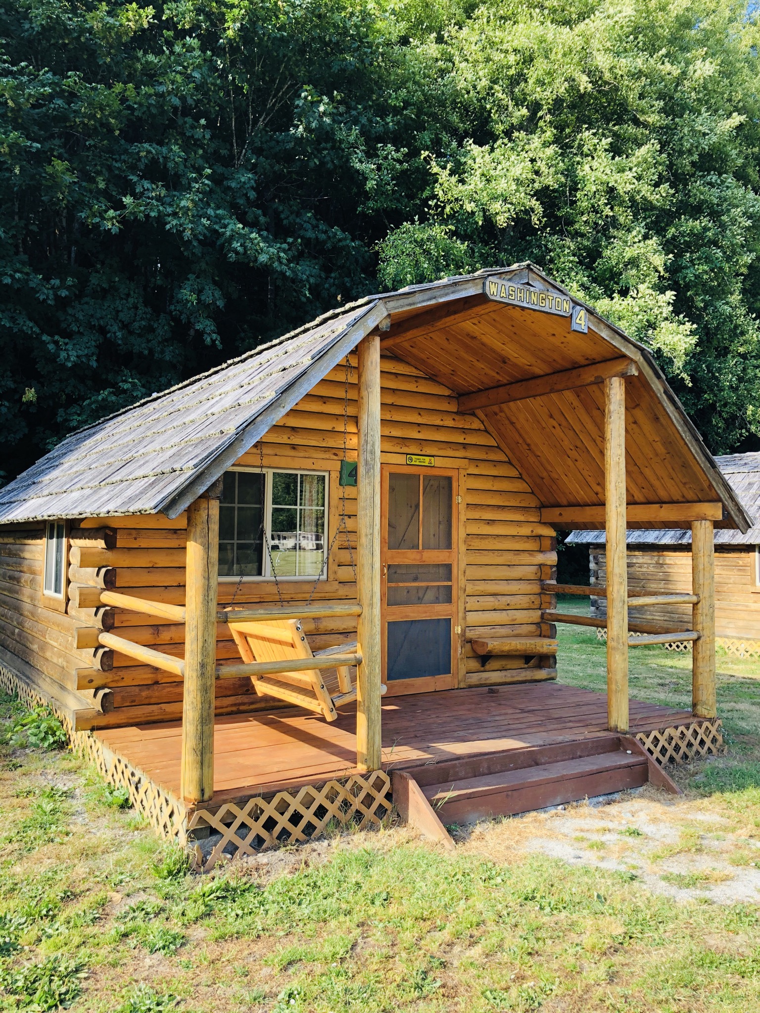 Concrete, Washington Lodging Concrete / Grandy Creek KOA Holiday