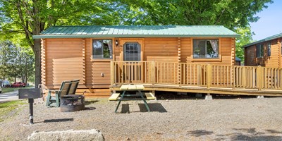 Cooperstown Lodging: Cabins at the KOA