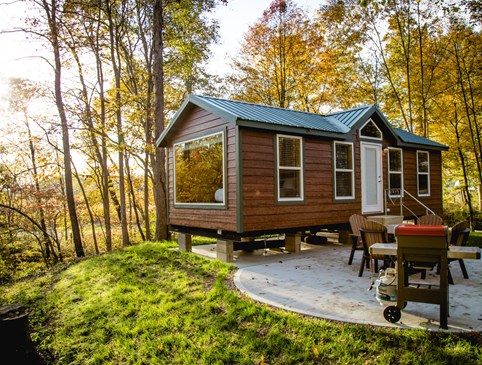 Cabin Fall Weekday Discount Photo
