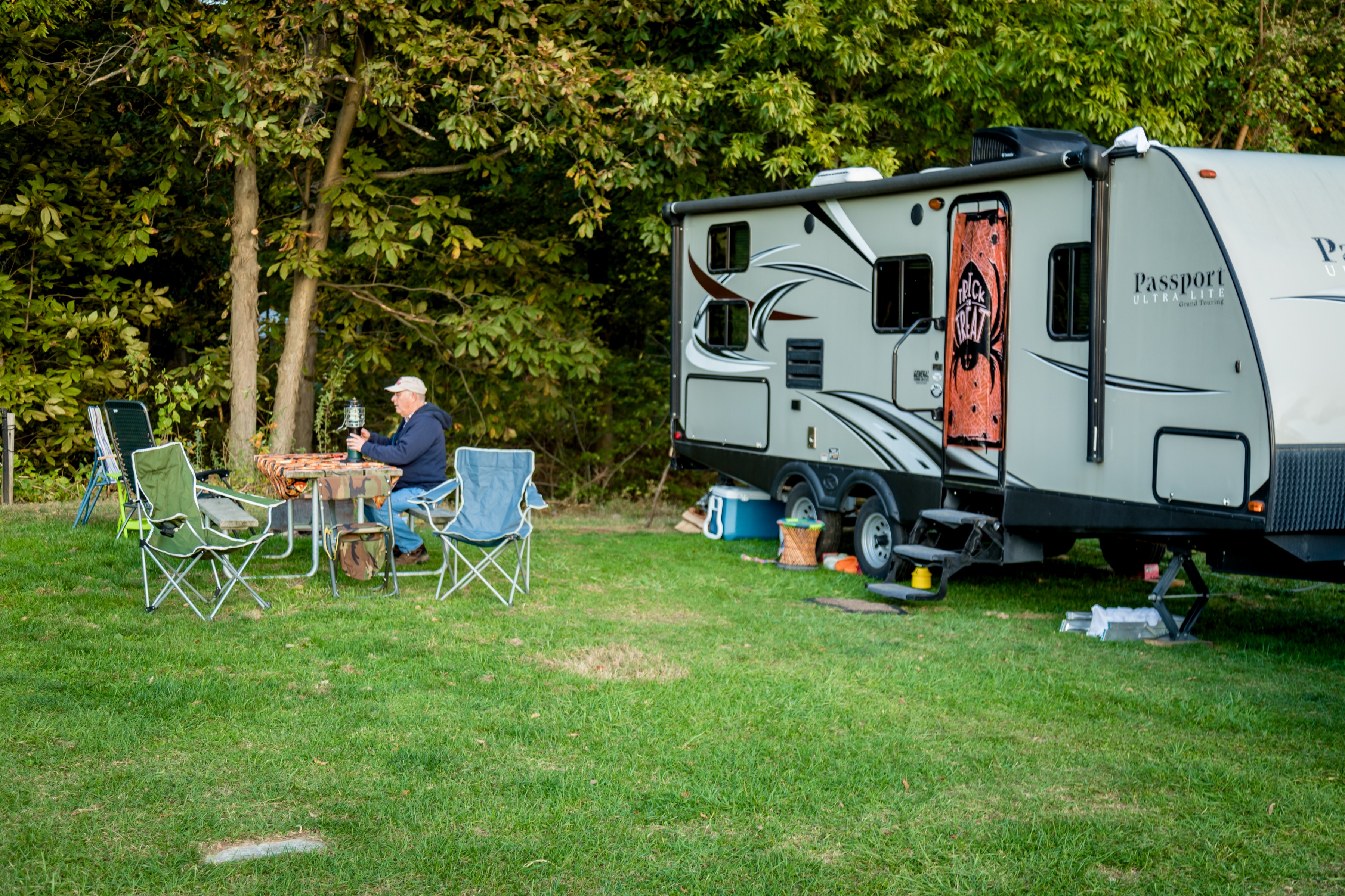 Coshocton KOA WE, Back-in, Grass