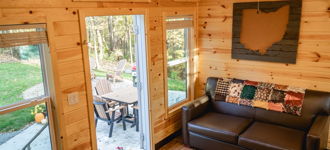 Interior - Coshocton KOA Deluxe Cabin in the Woods