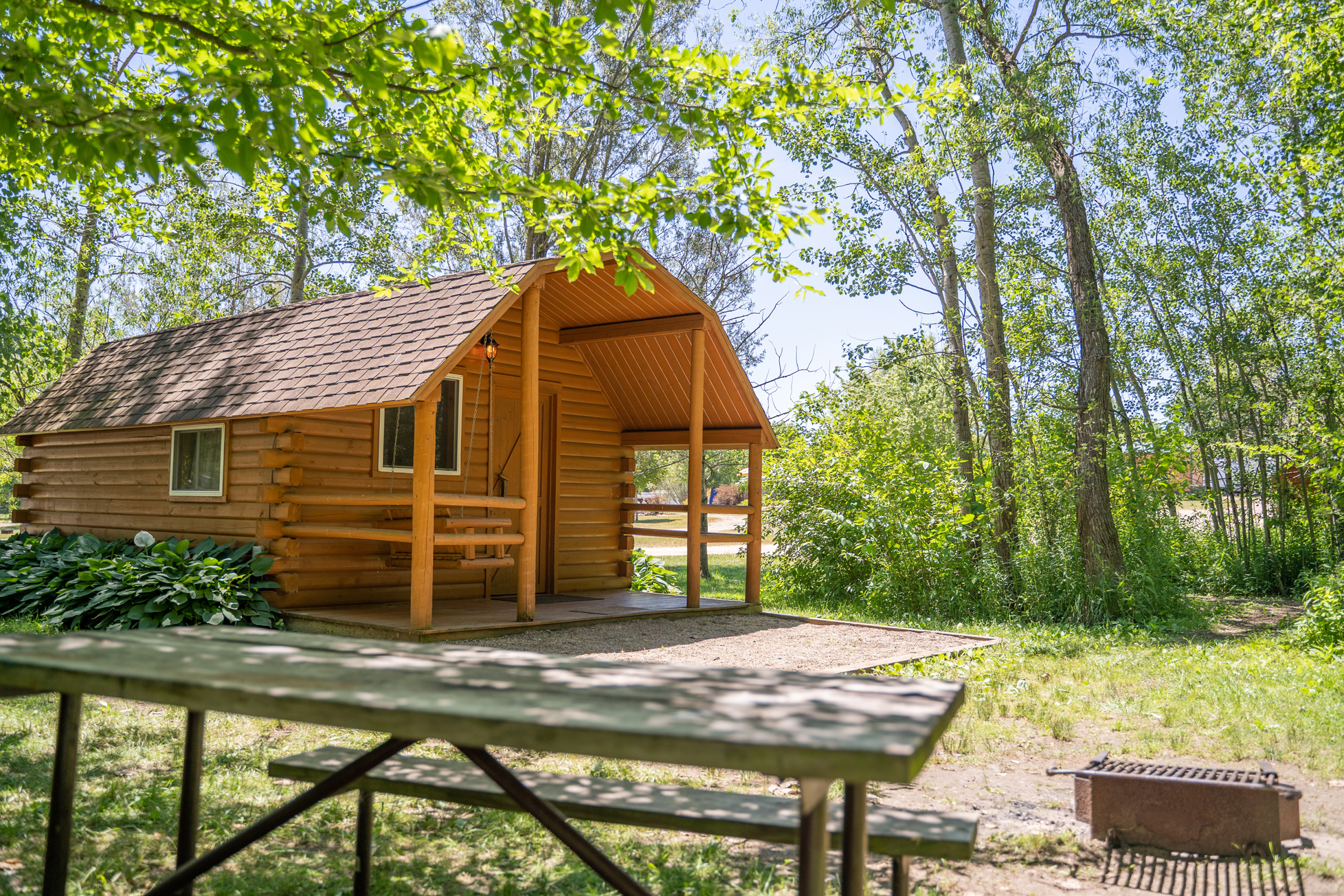 2 rm rustic cabin