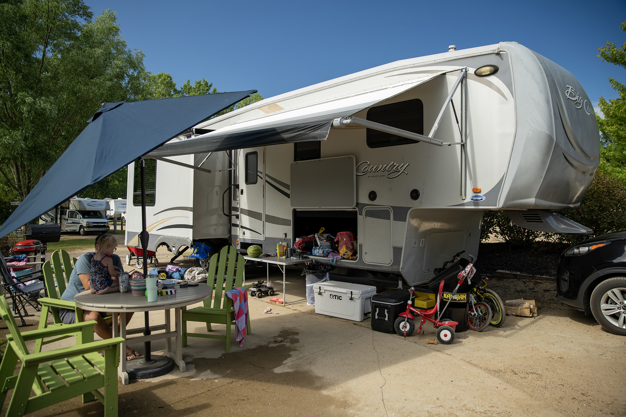 RV 308 - Pull Thru 50/30 AMPS FHU KOA Patio