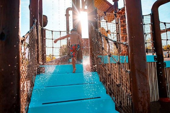 Plan a trip to McKinley Park, Illinois