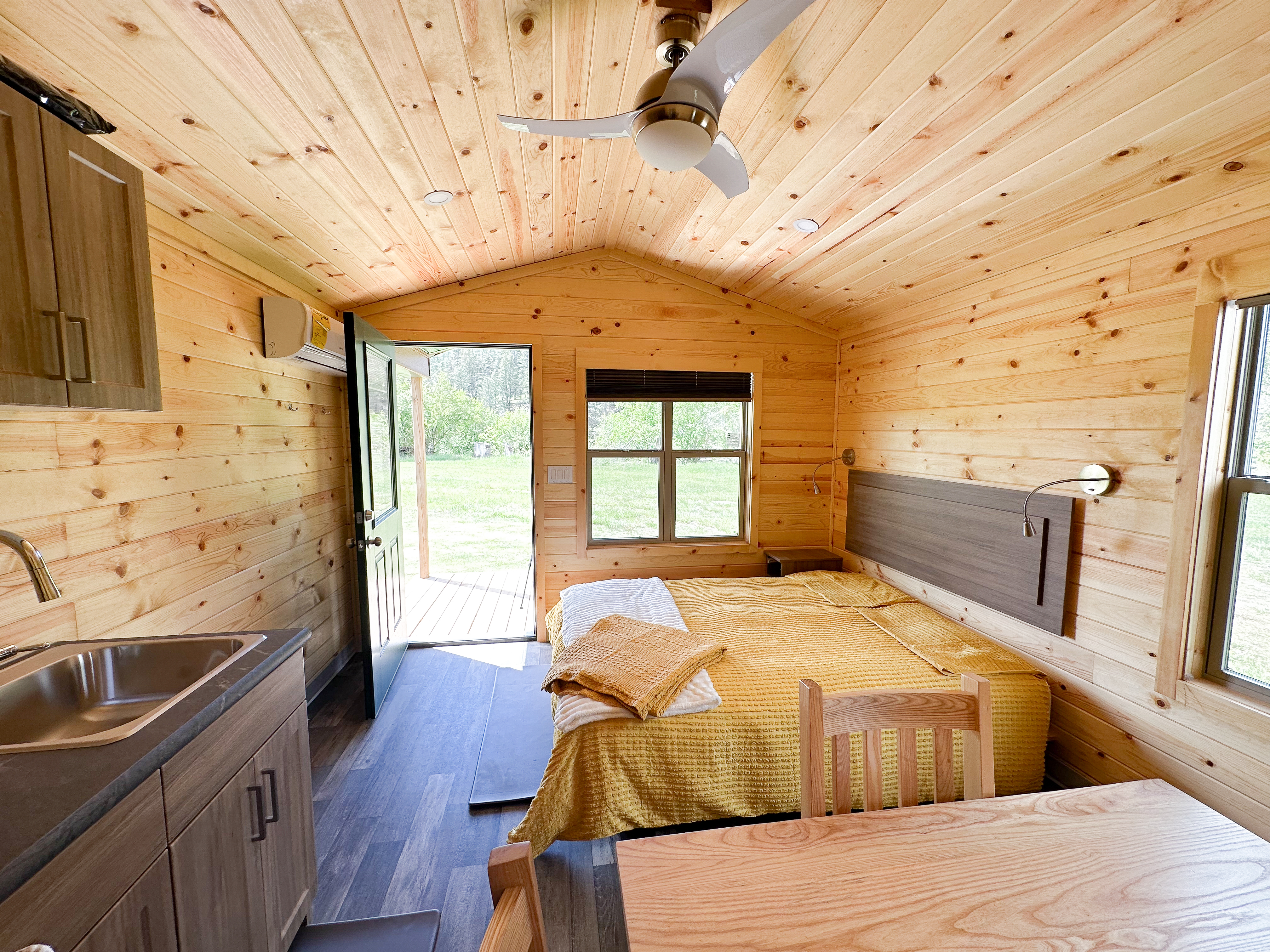 Cranbrook, British Columbia Lodging | Cranbrook / St. Eugene