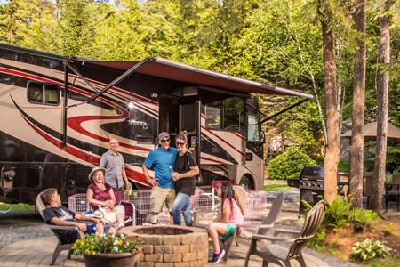 Horseshoe Bend / Crown Lake KOA Holiday