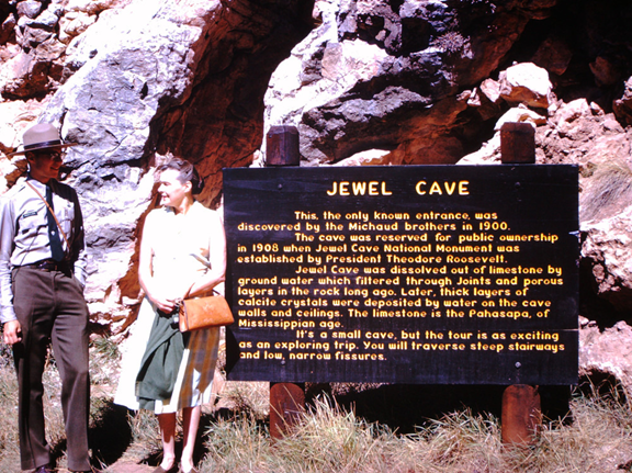 Jewel Cave National Monument