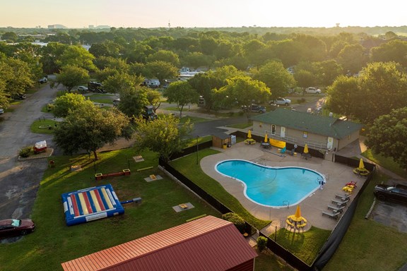 Plan a trip to Calera, Oklahoma