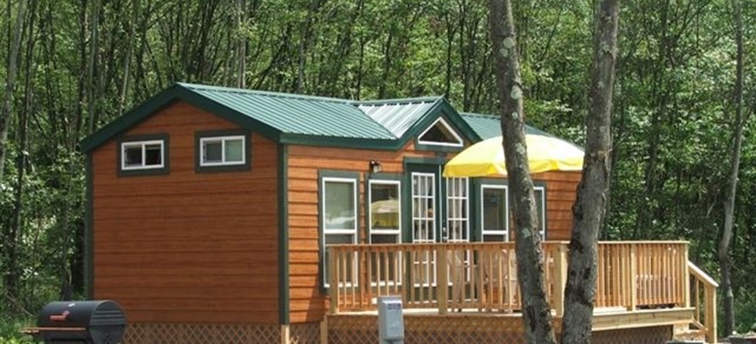 Deluxe Cabine w/ Pet Friendly Option