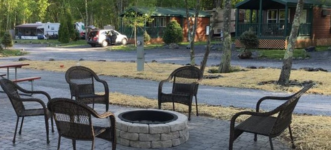 Patio seating and deluxe fire feature