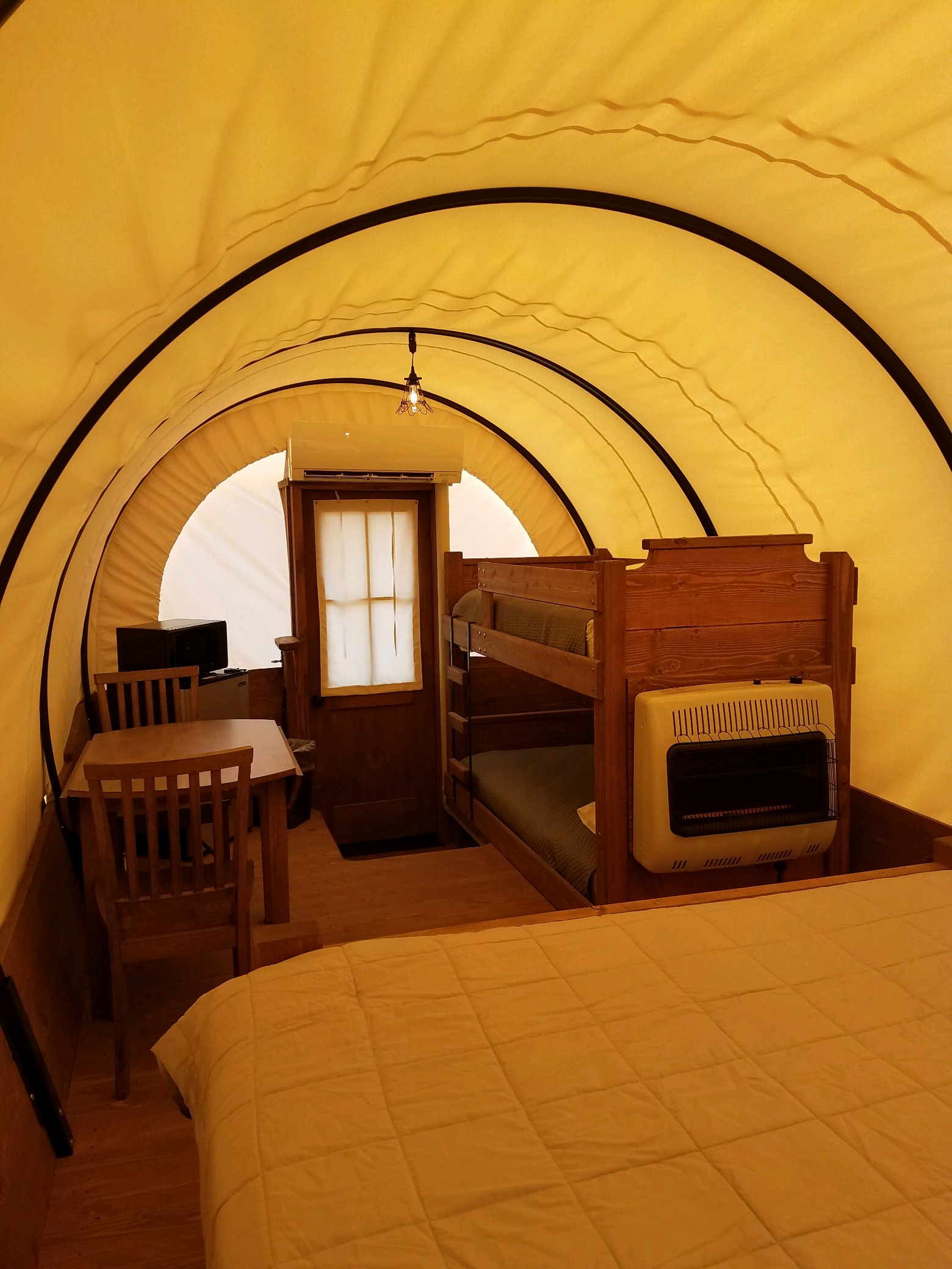 Covered Wagon (No Bathroom), Patio Pictures Denver East / Strasburg