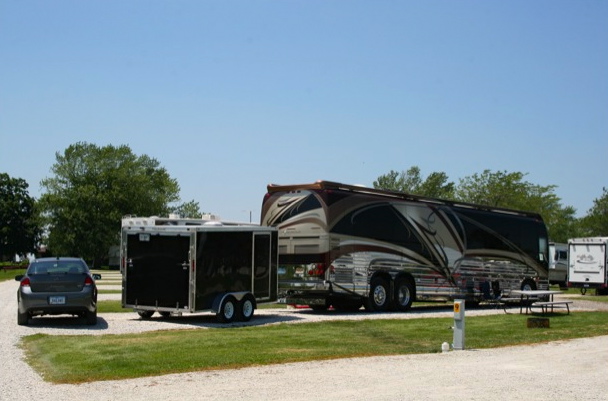 30/50amp Full Hook-up Pull Thru RV site