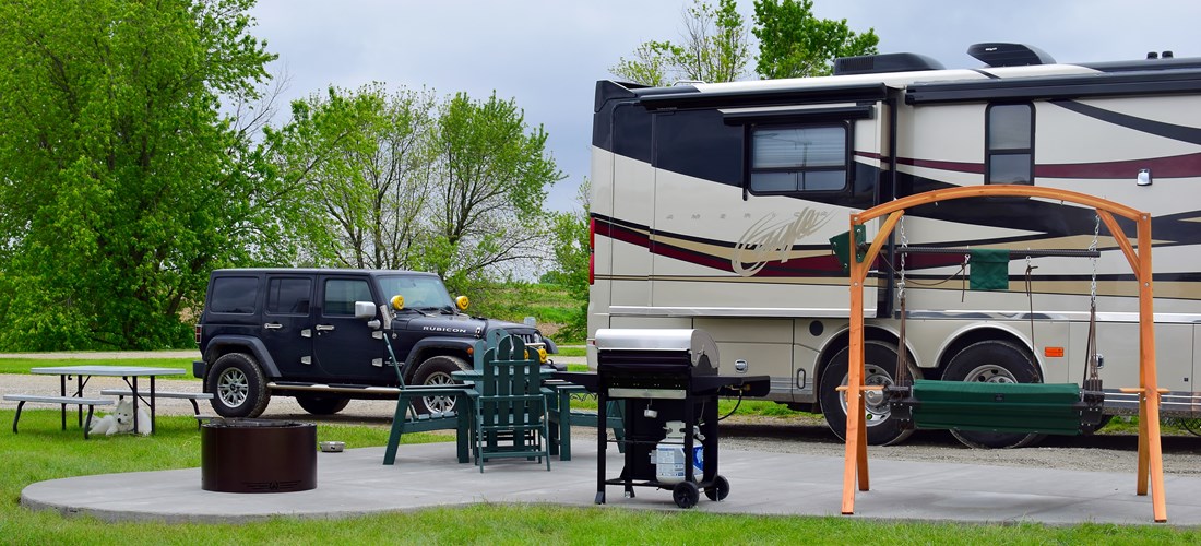 Deluxe Patio Site #8